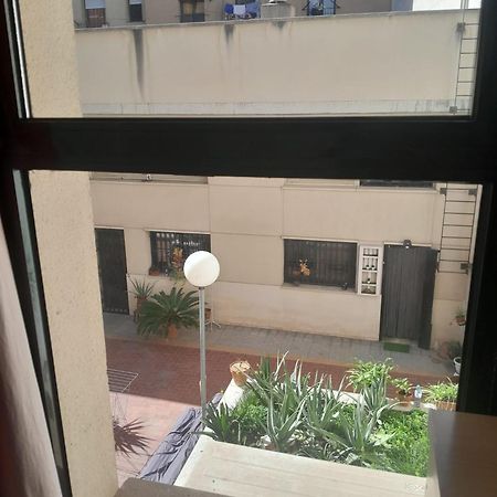 Casa Alexis Hotel Барселона Екстериор снимка